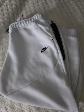 Nike Tech White Jogger Sweatpants with Black Logo Tag